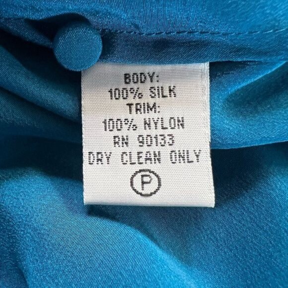 Simply Chloe Dao Silk & Lace Blouse – Size M - Picture 7 of 7